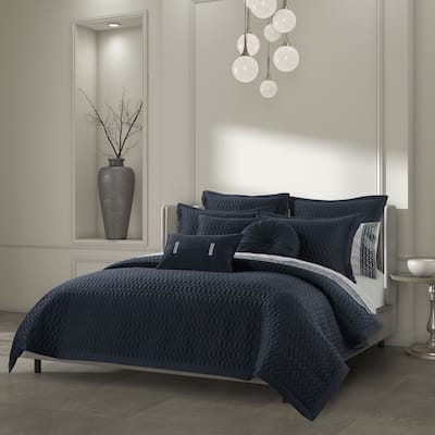 J. Queen New York Brilliance Navy Quilt Set