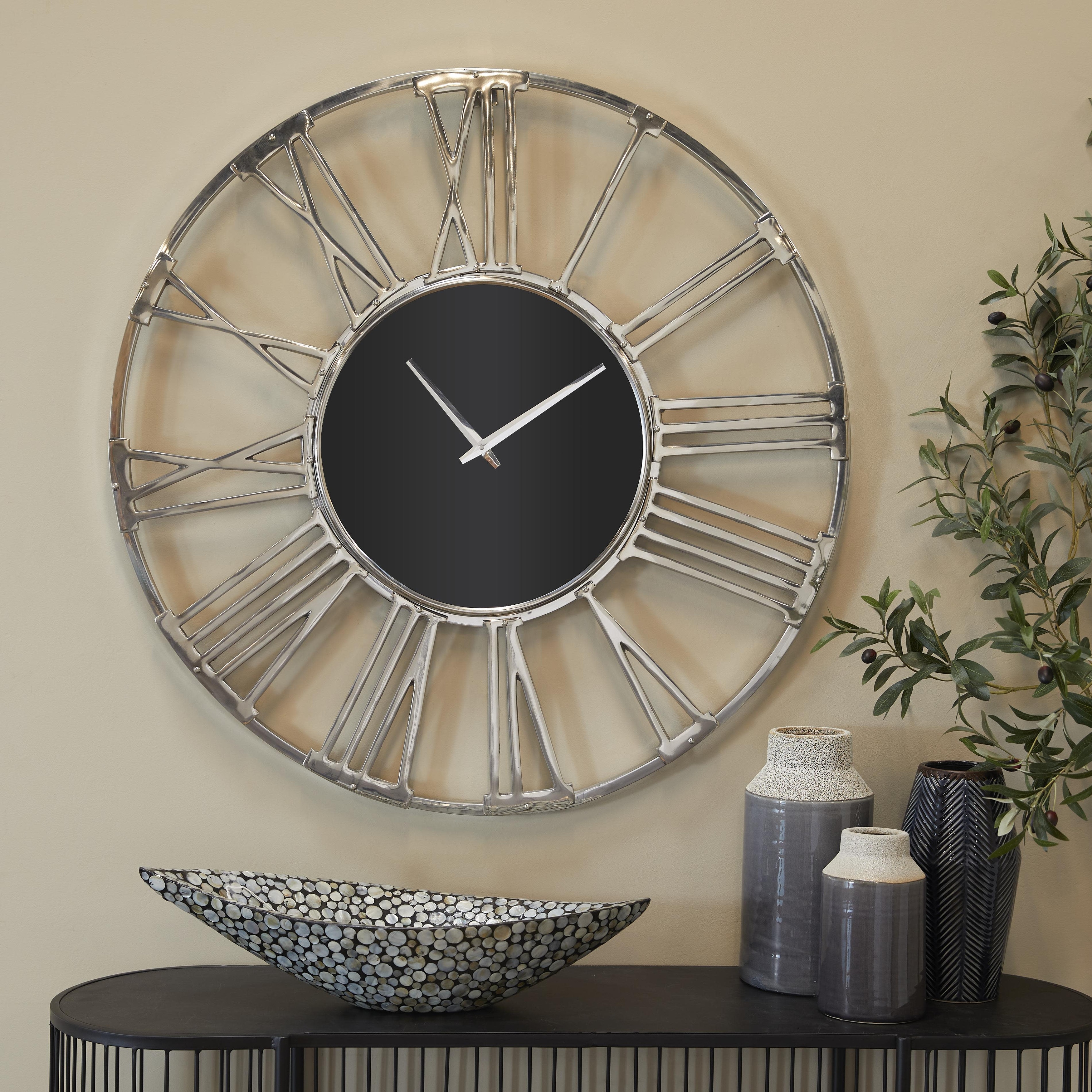 Aluminum Metal Geometric Open Frame Decorative Wall Clock with