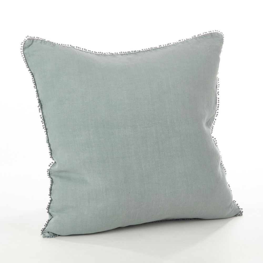 Pom Pom Design Throw Pillow
