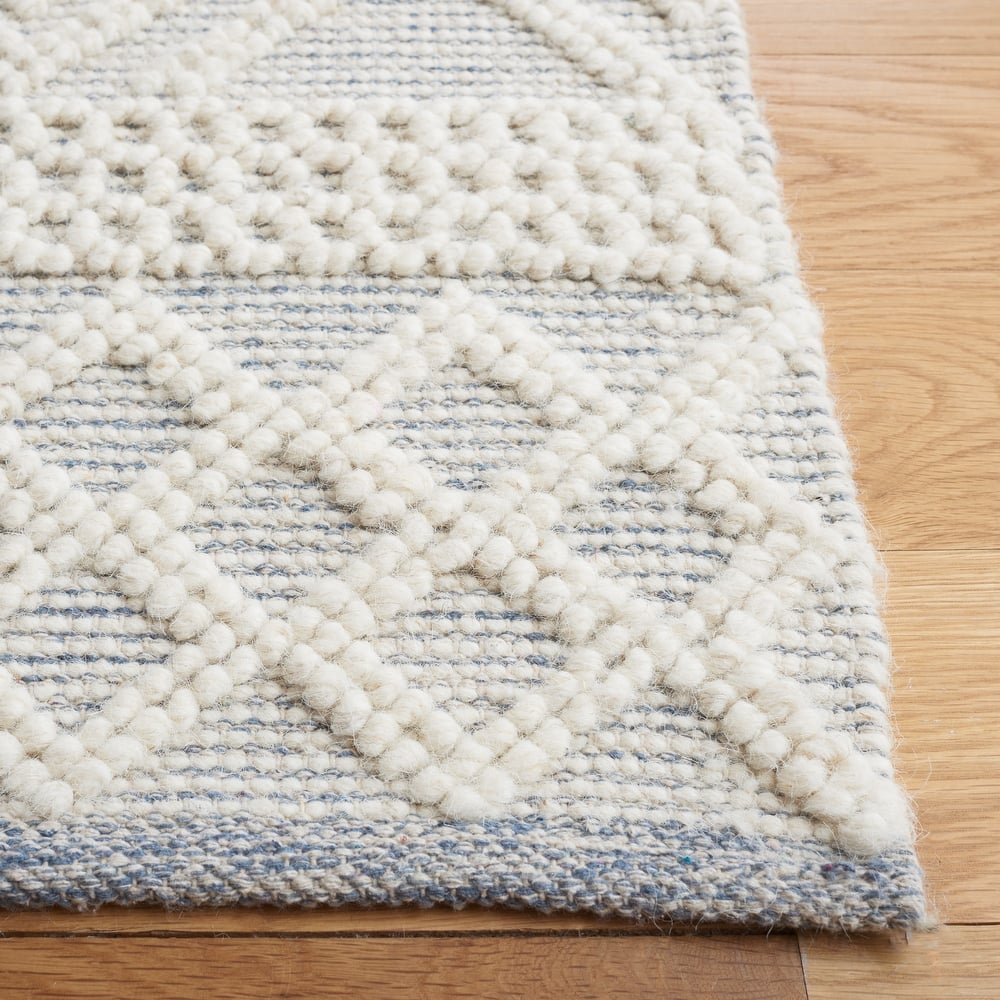 SAFAVIEH Handmade Natura Giedrima Boho Wool Rug