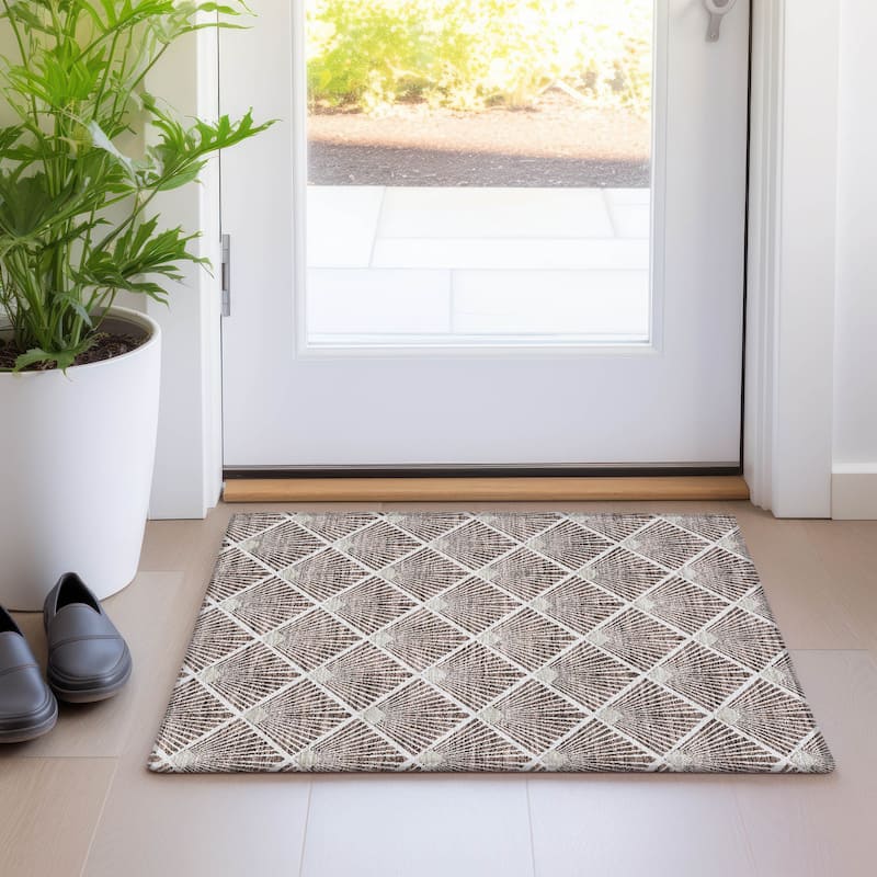 Premium Washable Super Soft Diamond Trellis Mayfield Rug - Brown - 1'8" x 2'6"