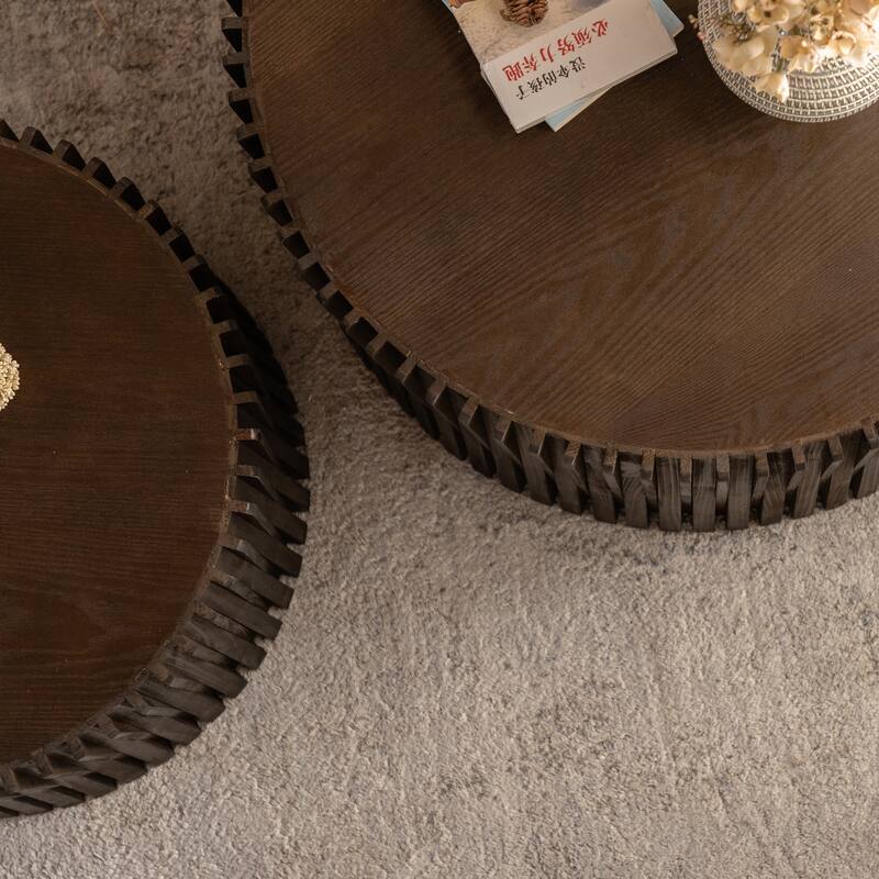 GDFStudio Kaelvin Vintage Round Nesting Coffee Table Set with Fir Wood Relief
