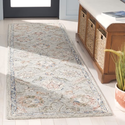 SAFAVIEH Hand-Tufted Metro Zhelezna French Country Wool Rug