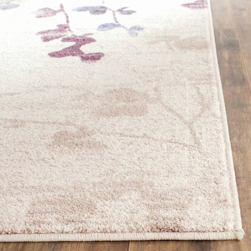 SAFAVIEH Evoke Kirsten Distressed Vintage Boho Rug