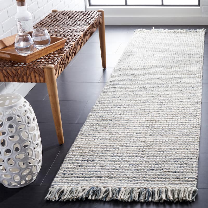 SAFAVIEH Natura Bernetta Wool Fringe Rug - 6' x 9' - Blue/Ivory