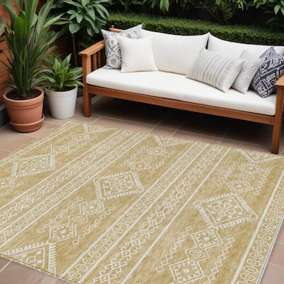 HomeRoots Southwestern Transitional Rectangle Outdoor Rug