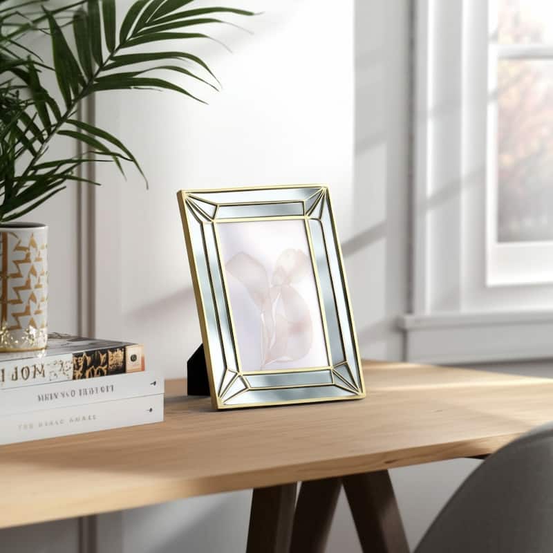 Polyresin Decorative Geometric Border Photo Frame Modern Accent Design