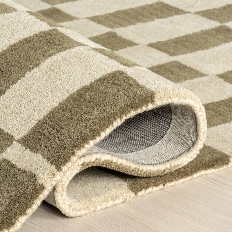 Kia Checkerboard Wool Area Rug