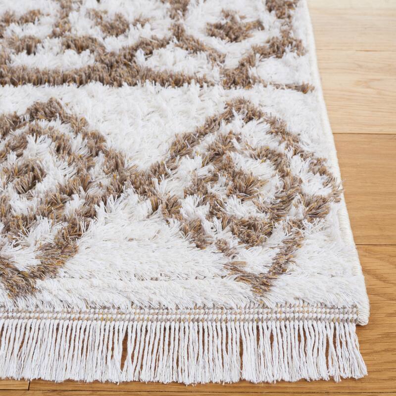 SAFAVIEH Augustine Teodosia Moroccan Boho Fringe Rug