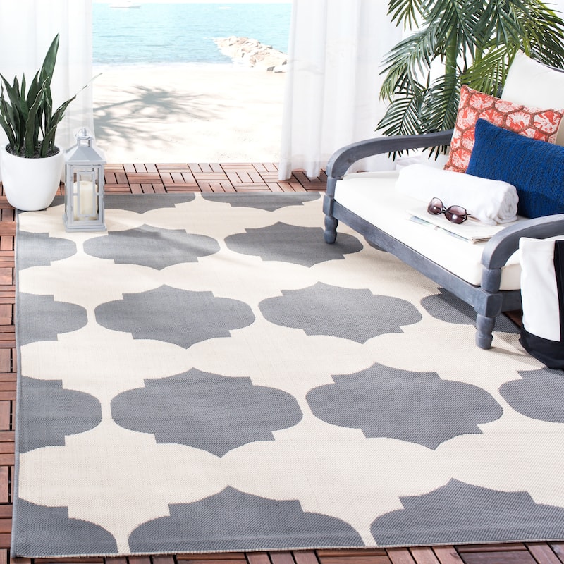 SAFAVIEH Courtyard Marilee Indoor/ Outdoor Waterproof Patio Backyard Rug