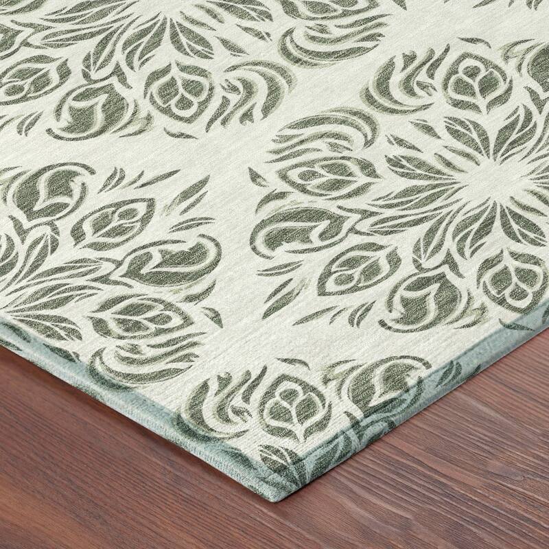Machine Washable Indoor/ Outdoor Damask Pearl Chantille Rug
