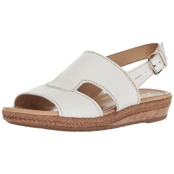 white sandals naturalizer