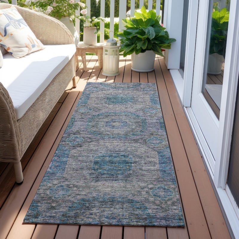 Machine Washable Indoor/ Outdoor Vintage Traditional Chantille Rug