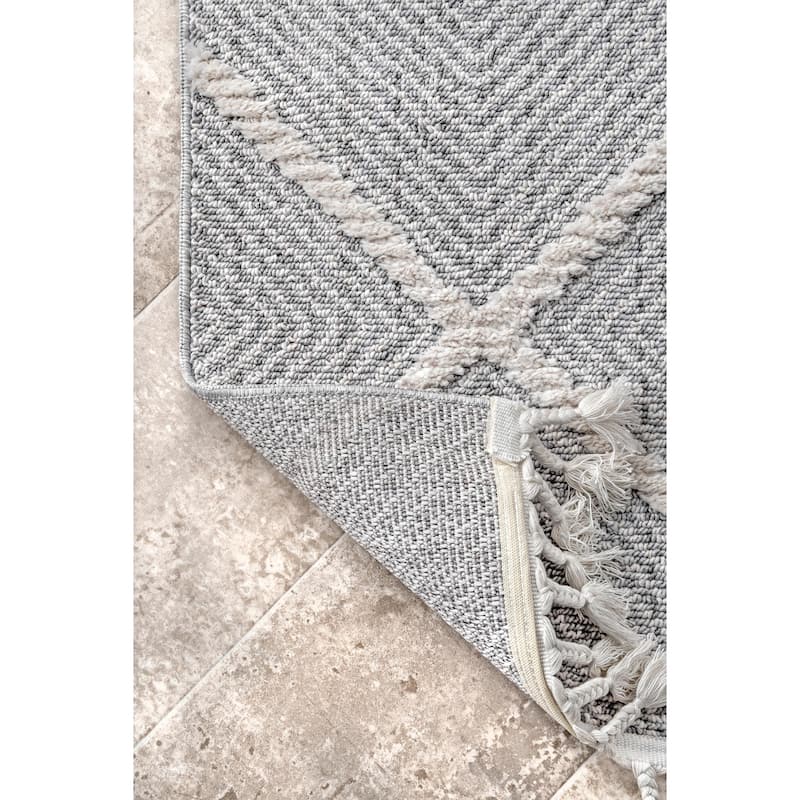 Nuloom Casual Geometric Tiles Tassel Quentin Area Rug