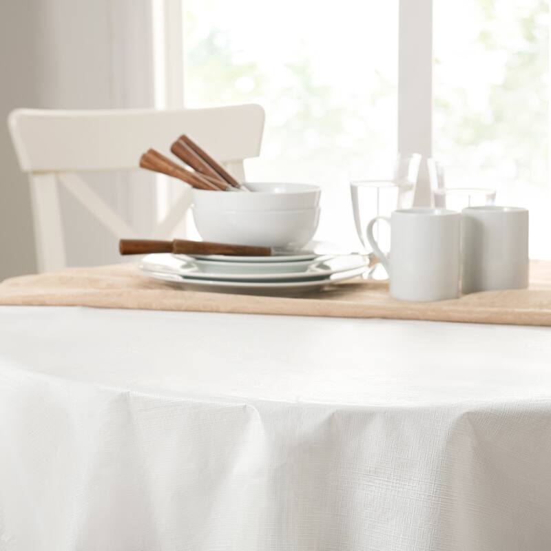 Embossed Vinyl Cushioned Flannel Backing Tablepad - 70" Round