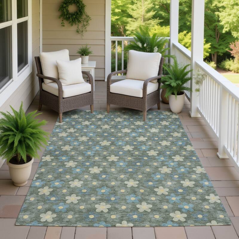 Machine Washable Indoor/ Outdoor Floral Kechi Chantille Rug