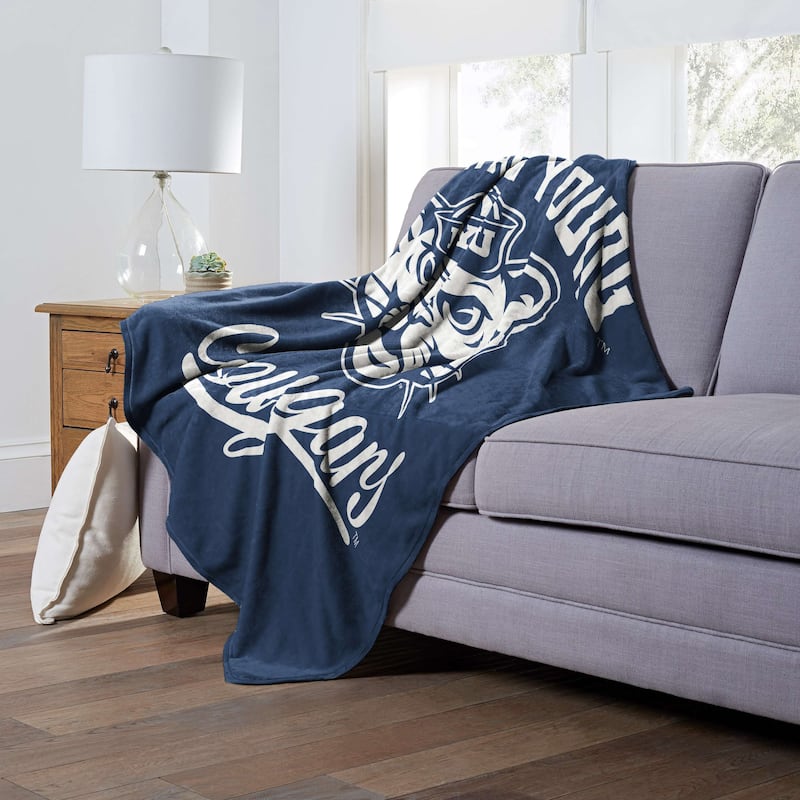 NCAA Big 12 Alumni Silk Touch Throw Blanket