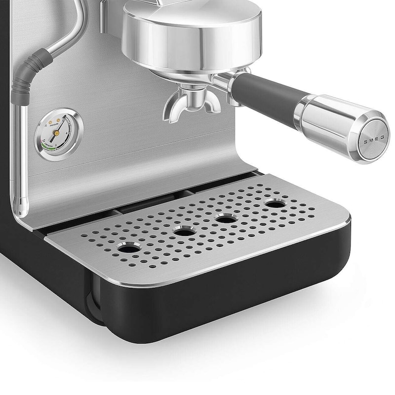Smeg Contemporary Aesthetic Semi-Pro Espresso Machine EMC02