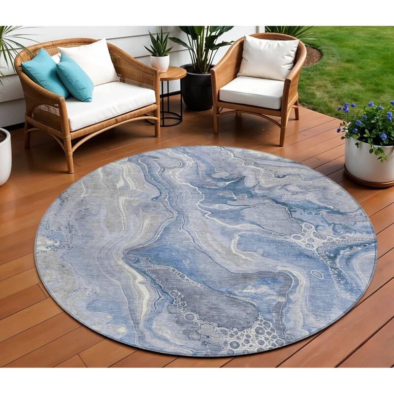 HomeRoots Abstract Modern Rectangle Outdoor Rug - 8' Round