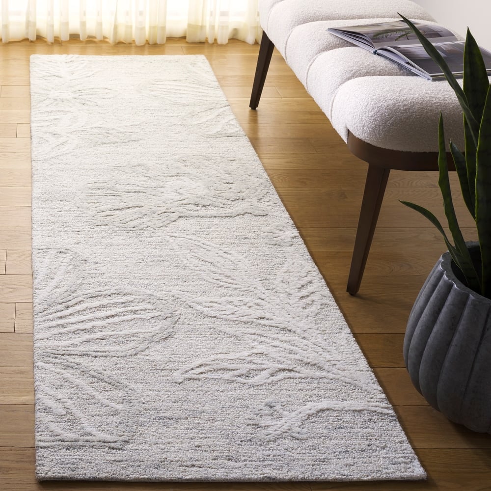 SAFAVIEH Handmade Jardin Rudolfine Floral Wool Rug