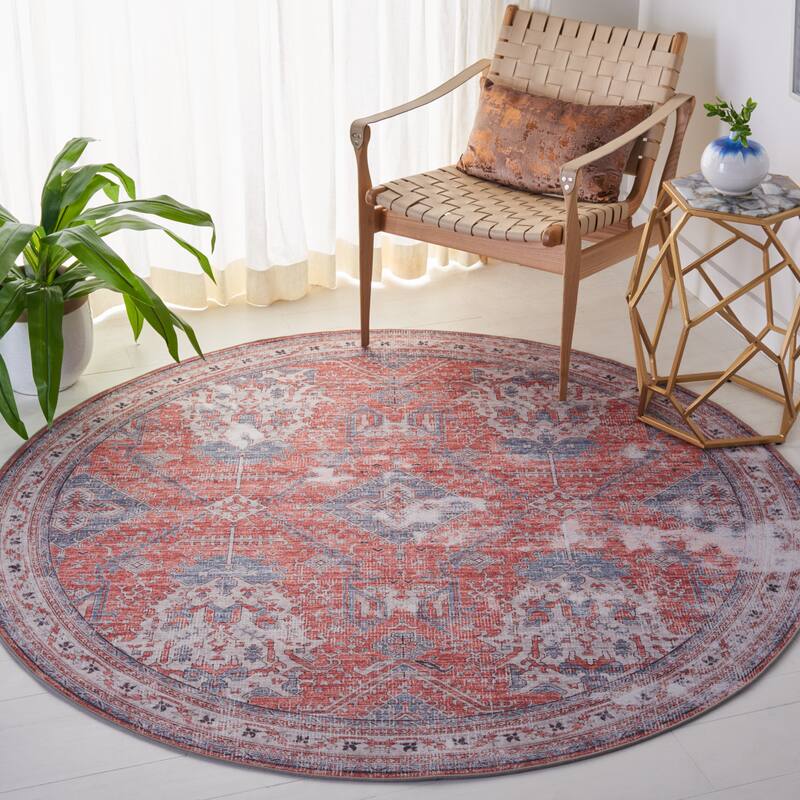 SAFAVIEH Tucson Machine Washable Slip Resistant Metije Oriental Distressed