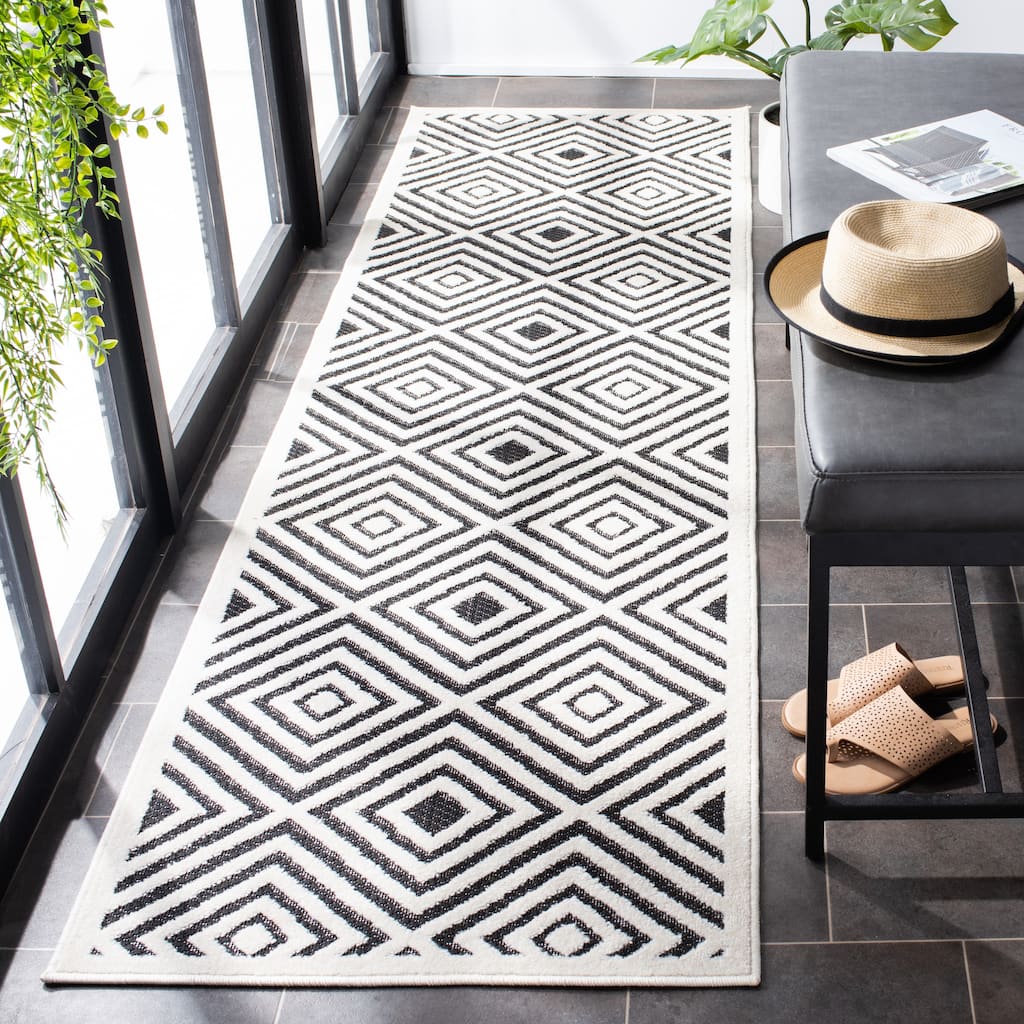 SAFAVIEH Cottage Cleda Indoor/ Outdoor Patio Backyard Rug