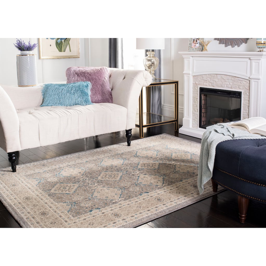 SAFAVIEH Sofia Gina Distressed Vintage Boho Oriental Rug