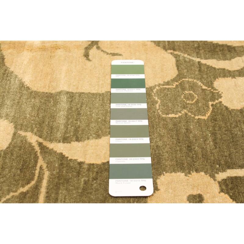 ECARPETGALLERY Hand-knotted Peshawar Ziegler Green Wool Rug - 4'2 x 6'2