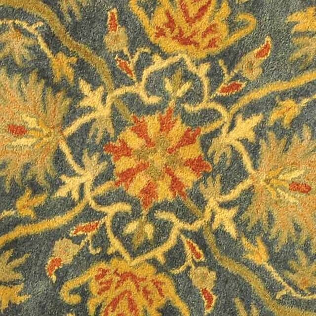 SAFAVIEH Handmade Antiquity Izora Traditional Oriental Wool Rug