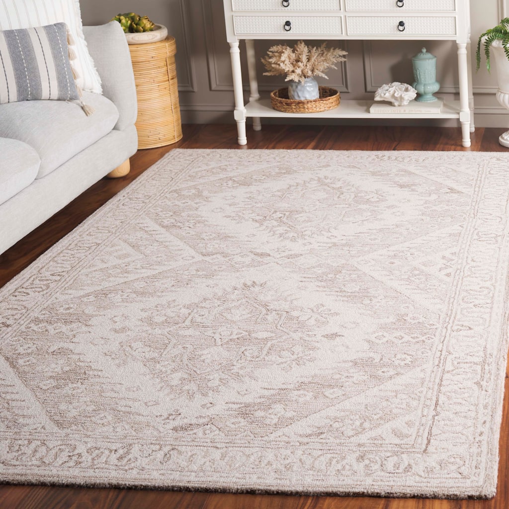 SAFAVIEH Handmade Ebony Domitilia Wool Rug