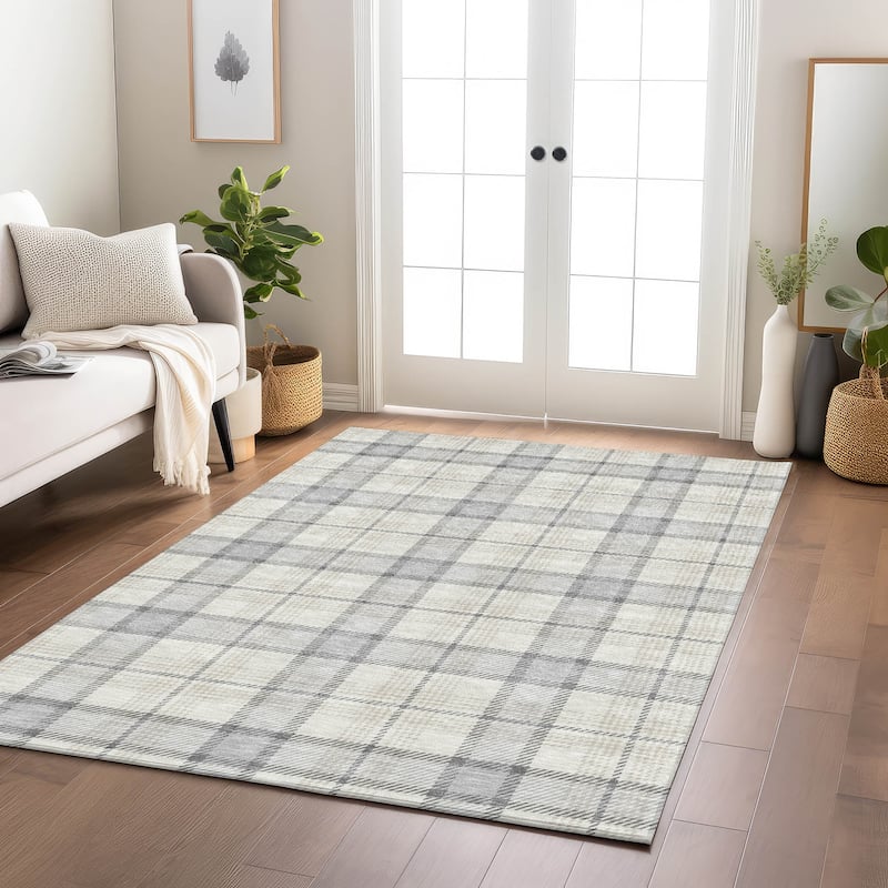 Machine Washable Indoor/ Outdoor Casual Plaid Chantille Rug