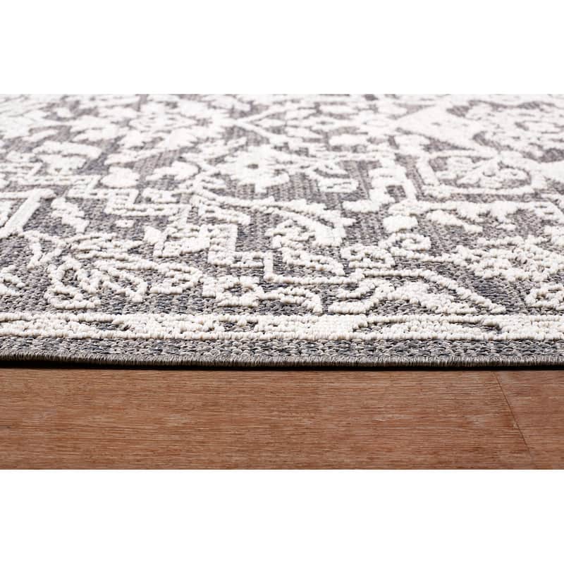 Terra by Obeetee Resort Heriz Rug