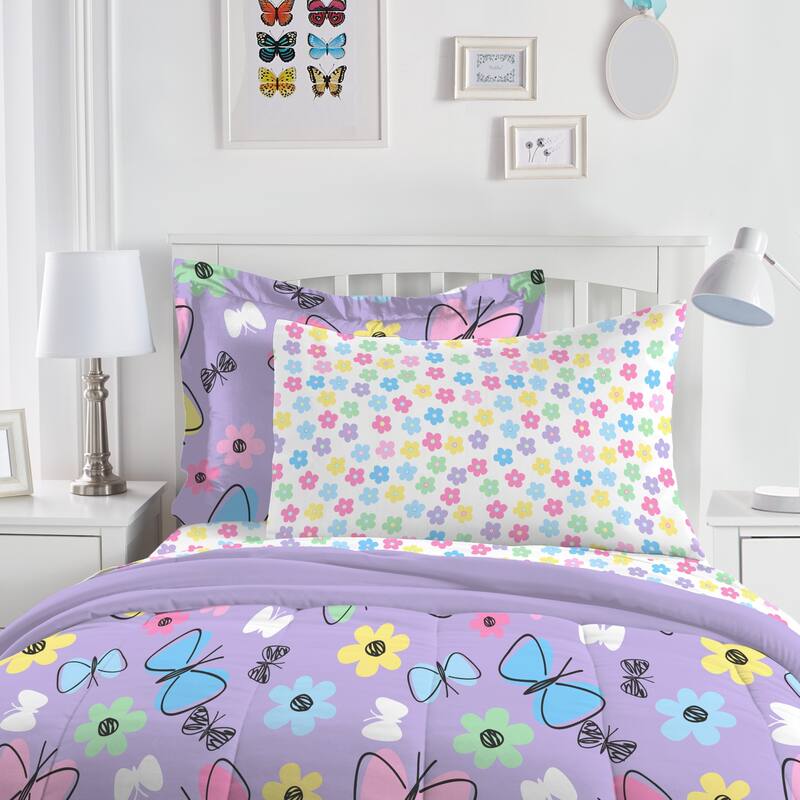 Dream Factory Sweet Butterfly 7-piece Bed in a Bag with Sheet Set