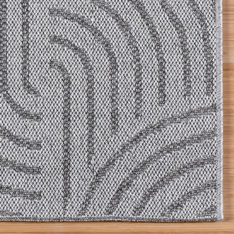 Gertmenian Ringley Luxury Thick Polypropylene Flatwoven Indoor/Outdoor Area Rug Collection
