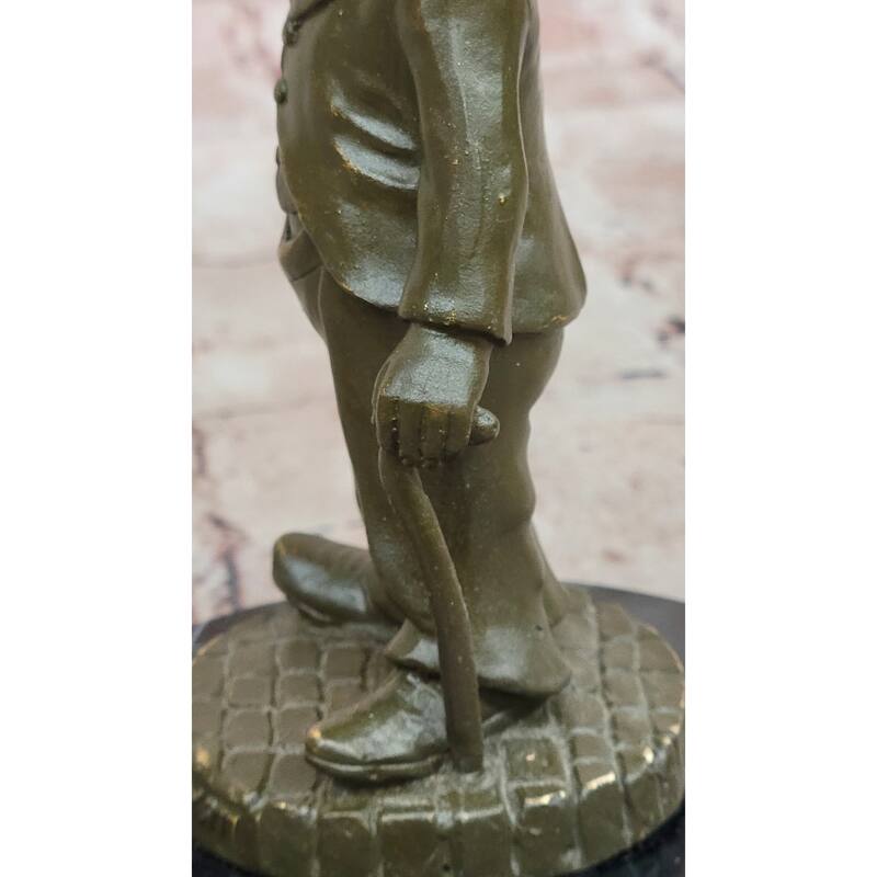 Charlie Chaplin Bronze Statue – Vintage Comedy Tribute Sculpture
