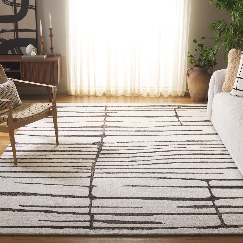 SAFAVIEH Handmade Ebony Yafit Contemporary Wool Rug