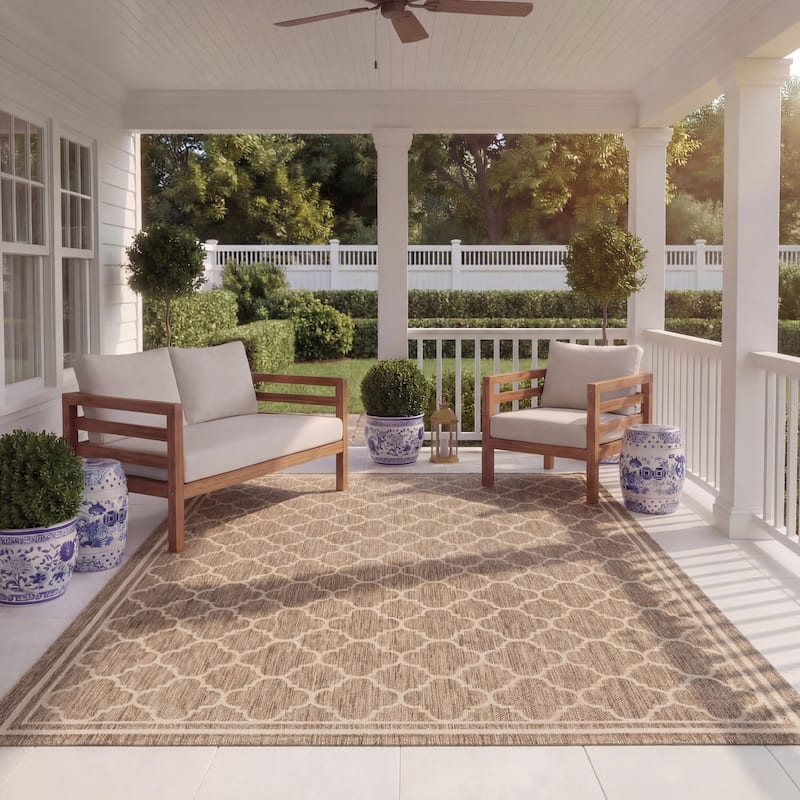 SAFAVIEH Courtyard Kristelle Indoor/ Outdoor Waterproof Patio Backyard Rug