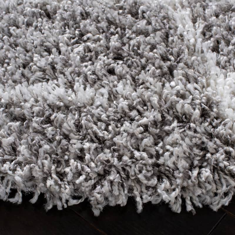 SAFAVIEH Pro Lux Shag Dottie Moroccan Tassel 2.4-inch Thick