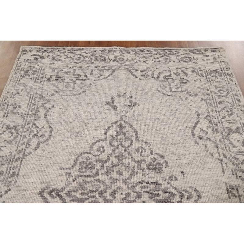 Geometric Moroccan Area Rug Hand-Knotted Wool Carpet - 5'2"x 7'7"