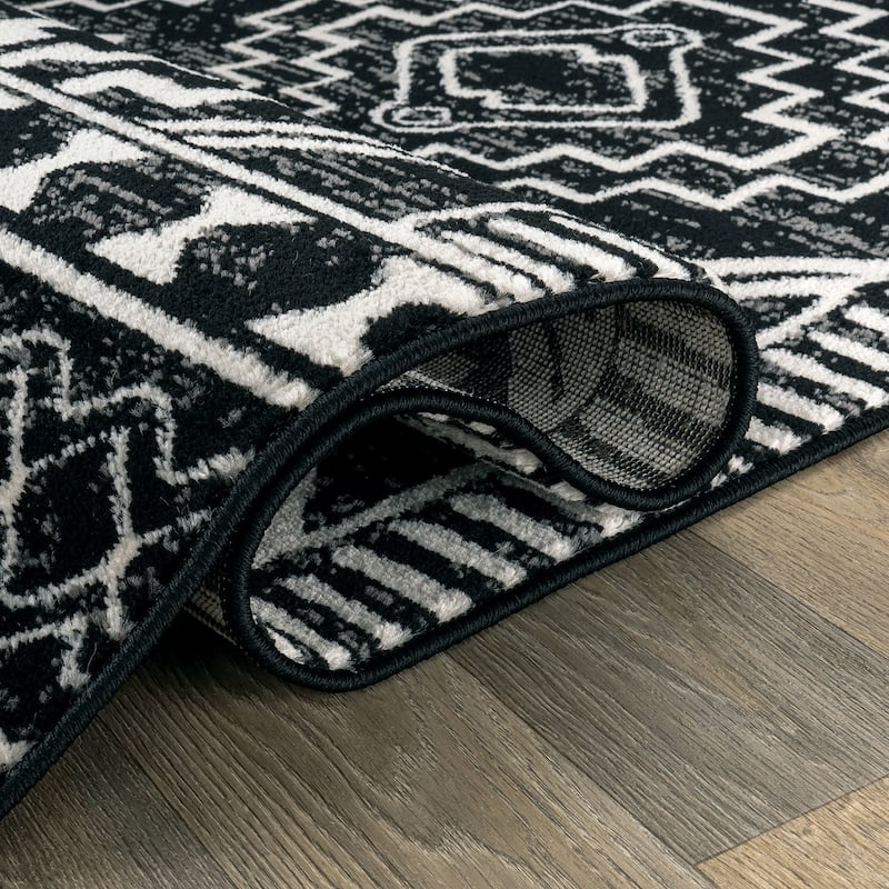 Contemporary Distressed Geometric Area Rug