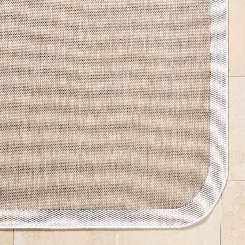 Livabliss Miami Beach Traditional Indoor/Outdoor Area Rug