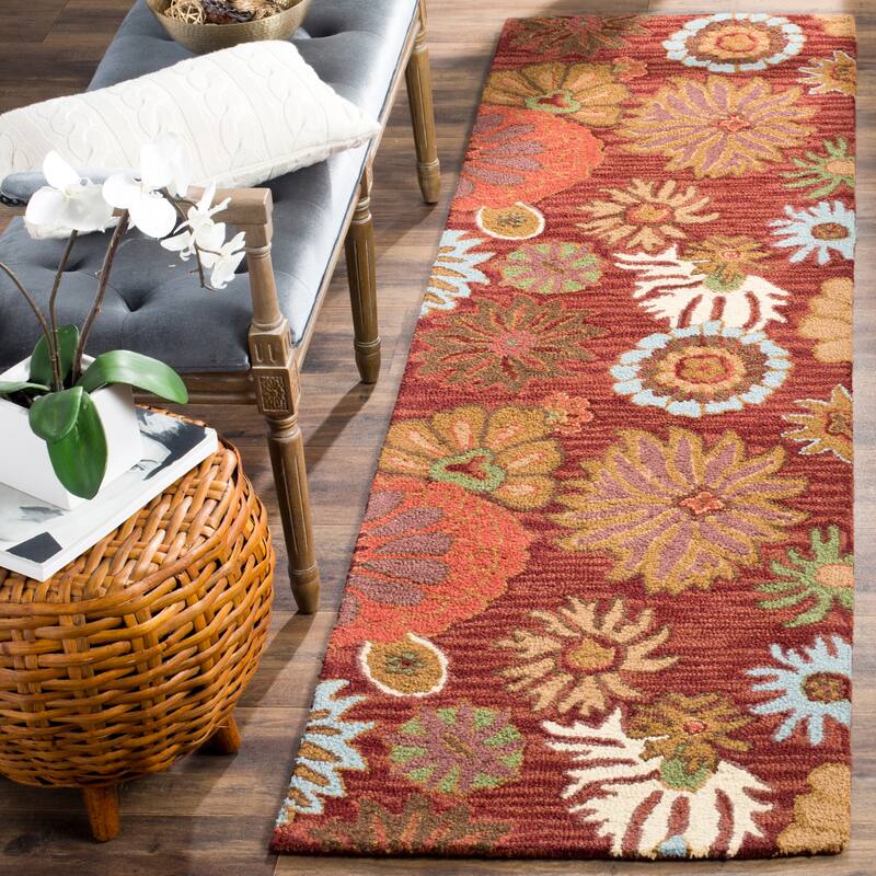 SAFAVIEH Handmade Blossom Arpita Modern Floral Wool Rug