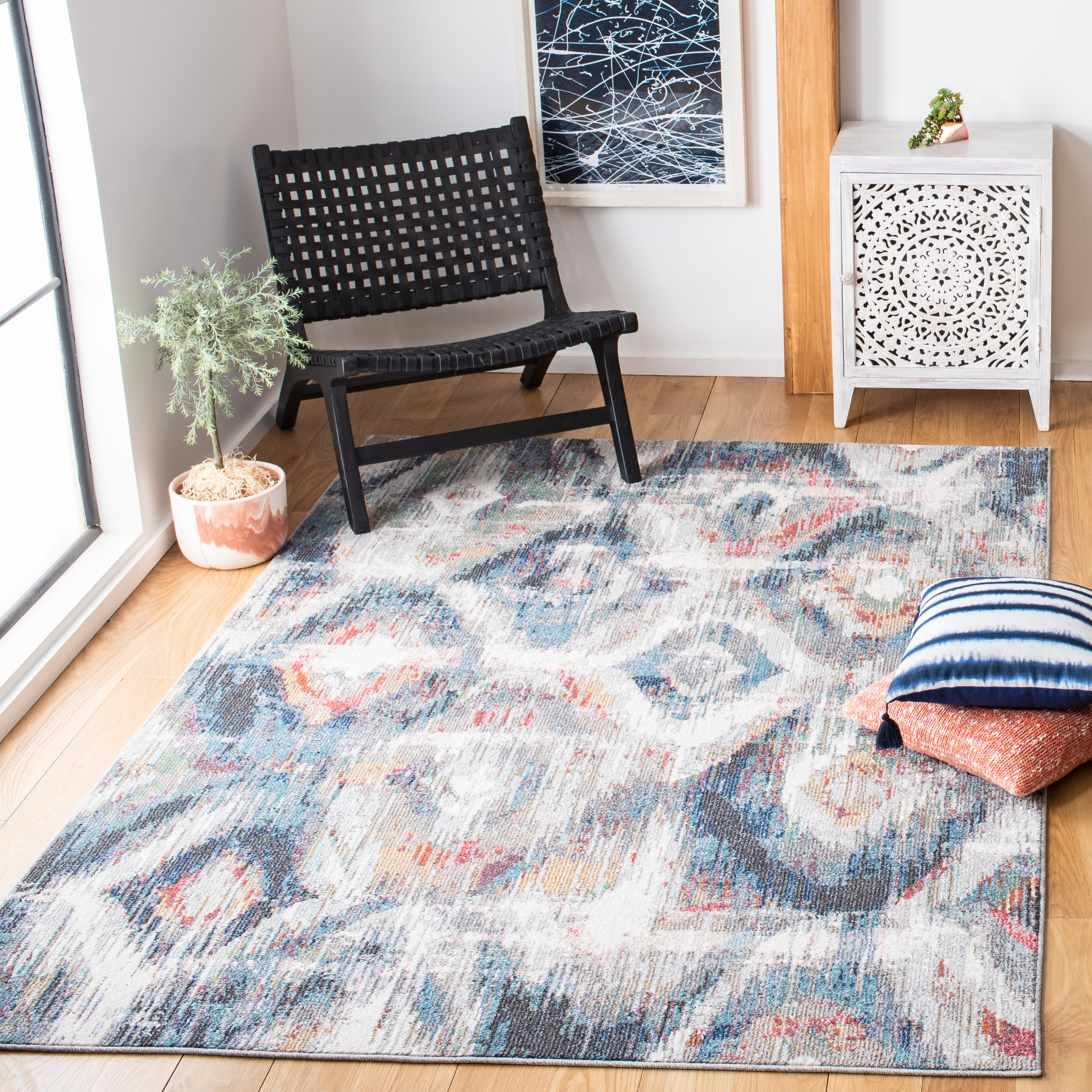 SAFAVIEH, Phoenix Gospava Boho Distressed Rug