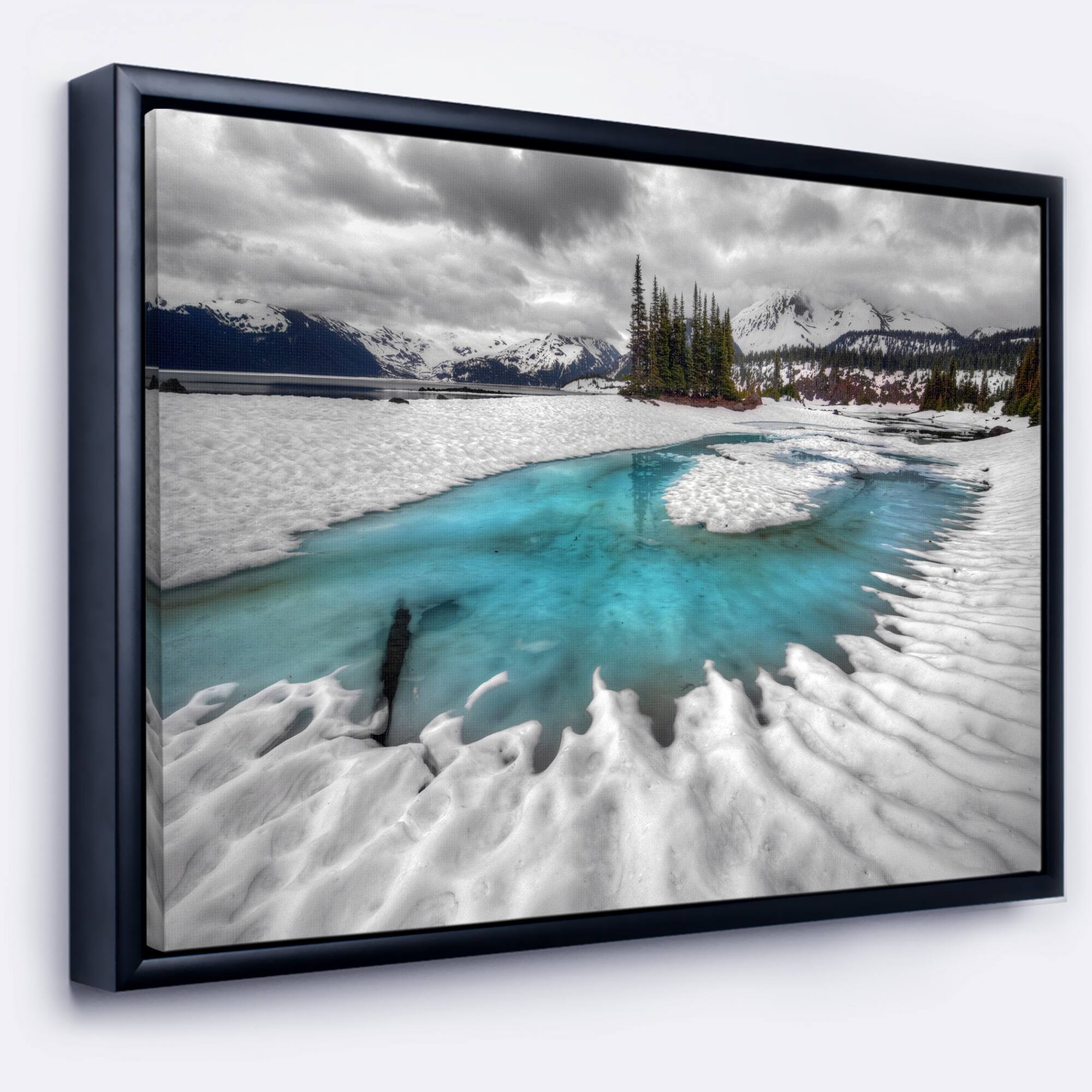 Designart "Frosted Crystal Clear Lake" Large Landscape Framed Canvas