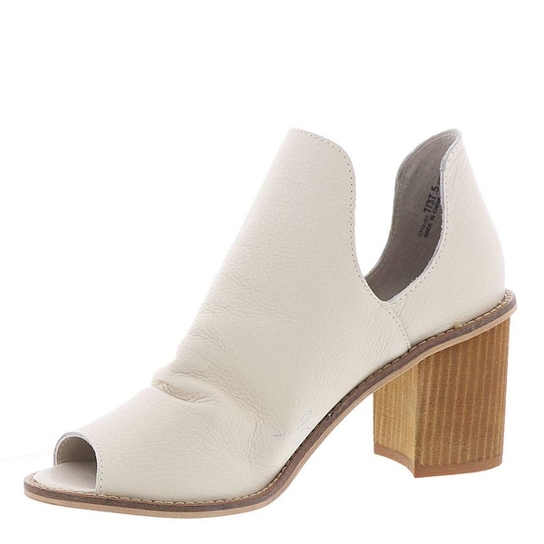 chinese laundry carlita peep toe bootie