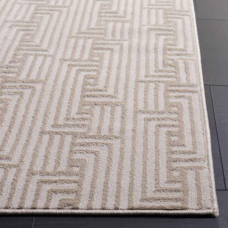 SAFAVIEH Saylor Reggie Modern Geometric Rug