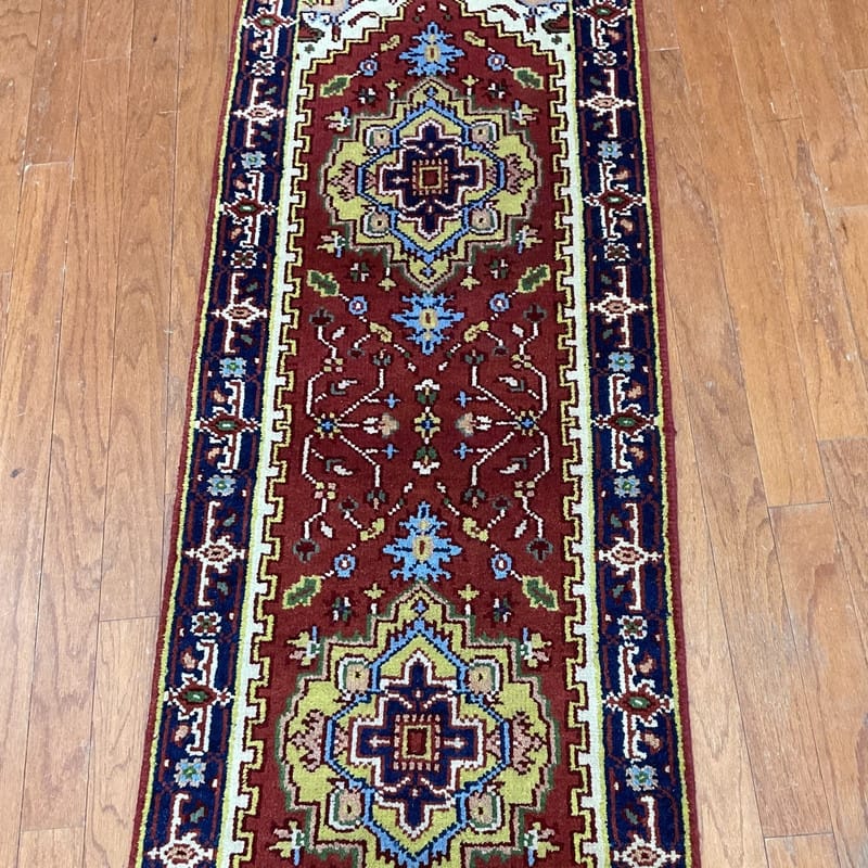 Handmade One-of-a-Kind Heriz Wool Oriental Rug 2'1 x 5'10 - 2.1 x 5.10