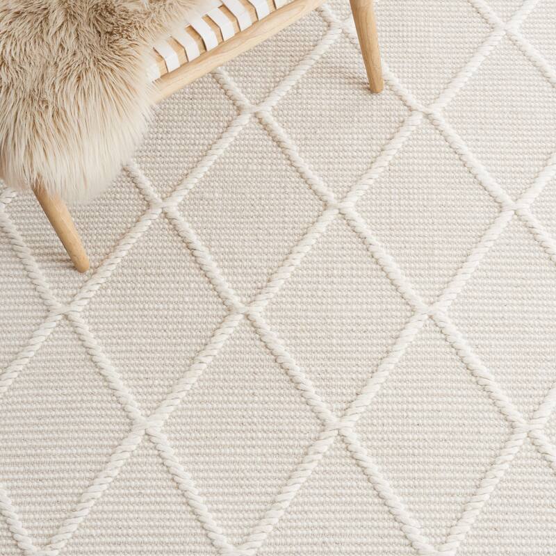 SAFAVIEH Handmade Natura Rachida Boho Wool Rug