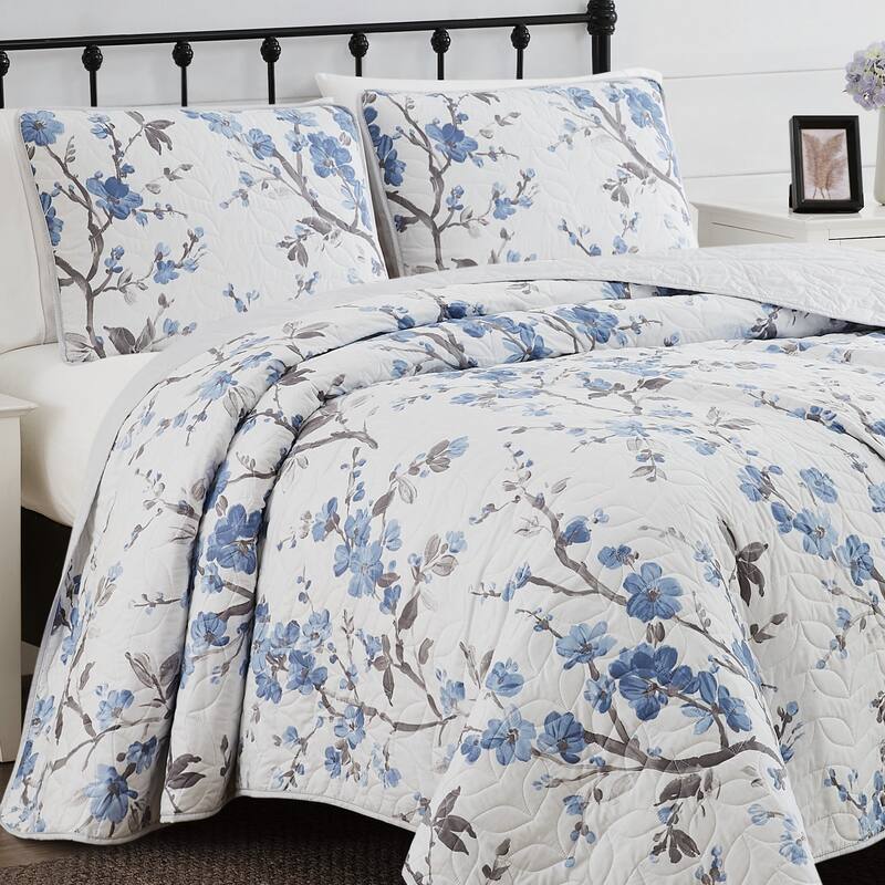 Cannon Kasumi Floral 3 Piece Quilt Set