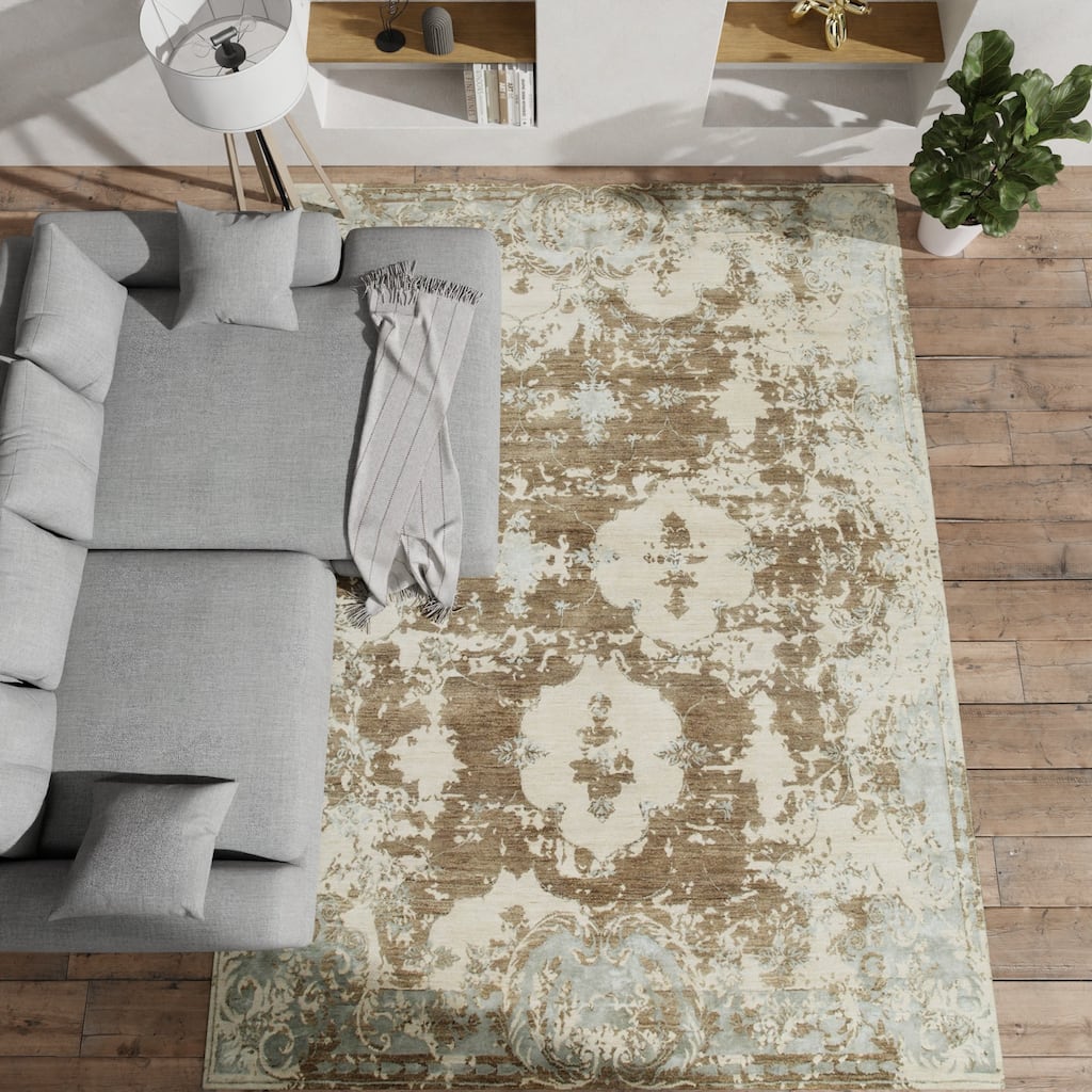 Majestic Tan Botanical Area Rug - 9' x 12'